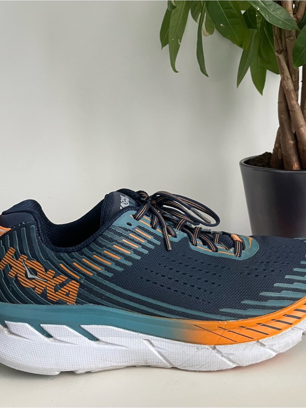 Men Size 10.5 Hoka One Clifton 5 Running Shoes Blue Orange